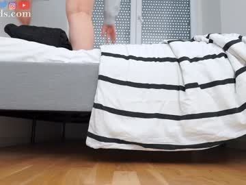 serareads's chat room