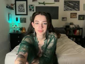 hannahtaylorr's chat room