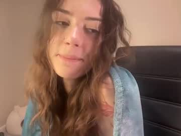 kr3amykay's chat room