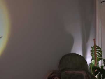 littlemiss_kira's chat room