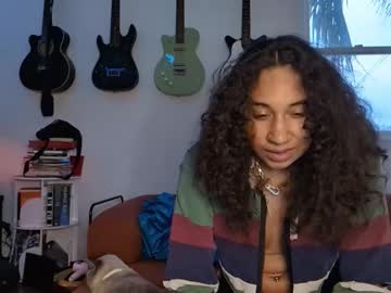 onlystrings's chat room