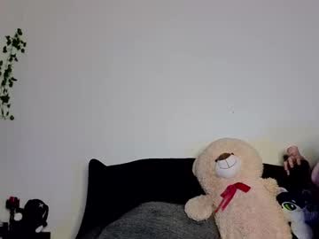 ivey_strigoi's chat room