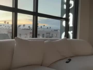 bellamillerx's chat room