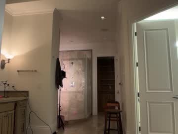 lunarose17's chat room