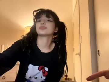 esoterickitten777's chat room