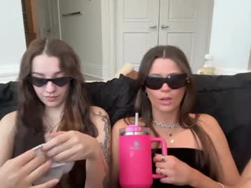 miamoorexo's chat room