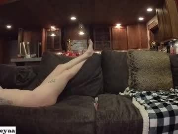 odinn_freyaa's chat room