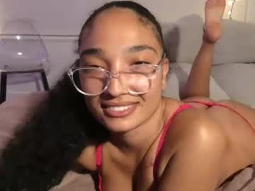 rosalinatoosexy's chat room