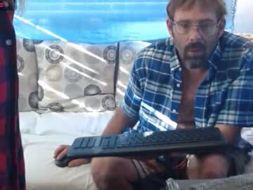 charleyandsmokie's chat room