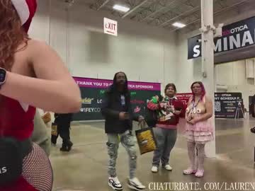 laurenphillips's chat room