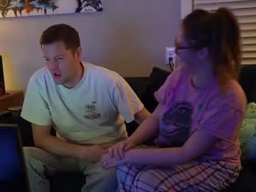 peachespunkins's chat room