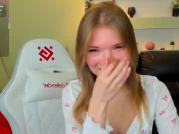 michafox's chat room