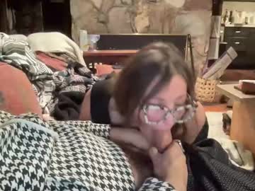 rubywavesback's chat room