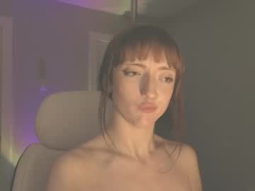 foxyredddd's chat room