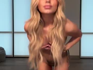 summerclarkee's chat room