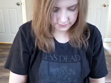 tinywithtiddies's chat room