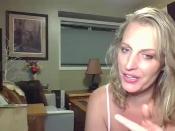 huntress2025's chat room