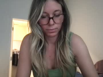texas_blonde's chat room