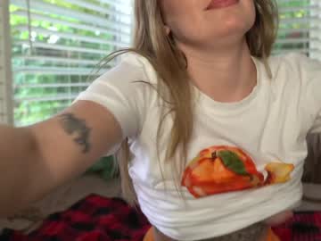 emma_ruby's chat room