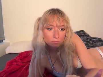 lilybrown07's chat room