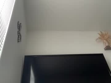 briannay0unggg's chat room