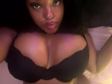 cocolovesyou2's chat room