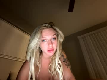 selenaaamariee's chat room