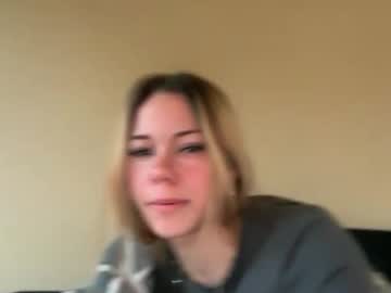 evebrooksss's chat room