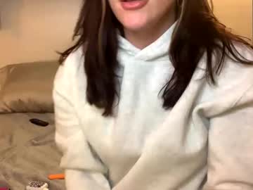 aliciacolette123's chat room