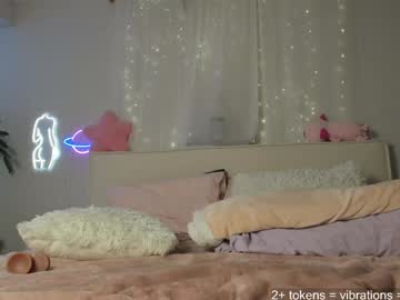 laurenxcros's chat room