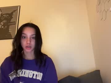 briannay0unggg's chat room