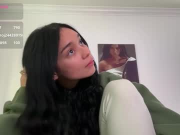 adriannarodriguez's chat room