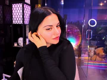 alma_pearl's chat room