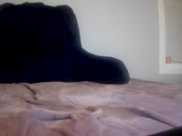 kaylaelizabeth97's chat room