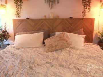 phoenix_taylor's chat room