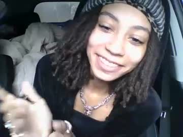 carebearx215's chat room