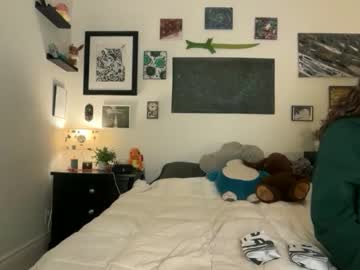 hannahtaylorr's chat room