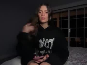 miamoorexo's chat room