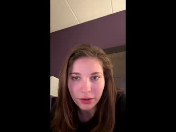 deepthroatqueen33's chat room