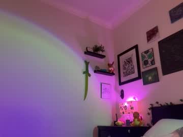 hannahtaylorr's chat room