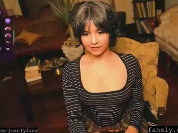 thecamwoman's chat room