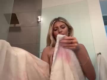 summerclarkee's chat room