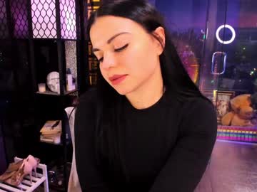 alma_pearl's chat room