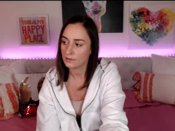 holihurricane's chat room