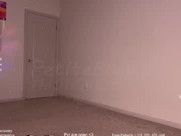 petitebrat's chat room