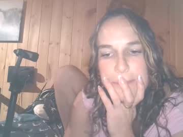 claralafontaine's chat room