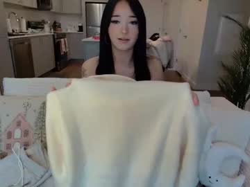 emilyybarely's chat room