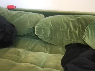 stacywithuu's chat room