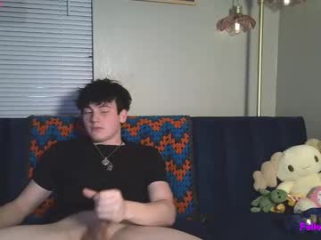 milkandhoneybby's chat room