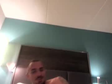 whitechocalate91's chat room